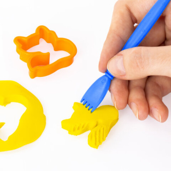 Пластилин в боксе ЮНЛАНДИЯ "ЮНЛАНДИК В ЗООПАРКЕ", 12 цветов, 620 г, скалка, 4 стека, 8 формочек, 105