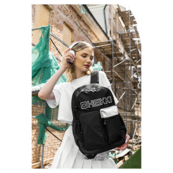 Рюкзак HEIKKI UNIQUE (ХЕЙКИ) универсальный, 6 карманов, черный с белыми вставками, 42х29х16 см, 2725