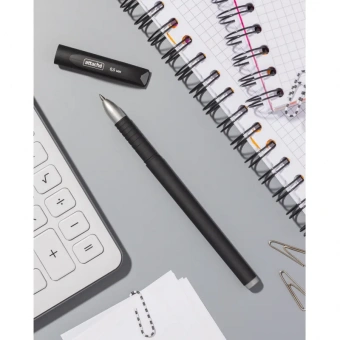 Ручка гелевая Attache Velvet черная (толщина линии 0.5 мм)