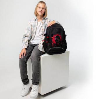 Рюкзак BRAUBERG CONTENT универсальный, 3 отделения, светоотражающий принт, "Red Moon", 47х33х18 см,